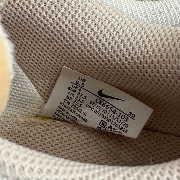 Nike Dunk Low Disrupt ‘Sail’ - Picture 6 of 7